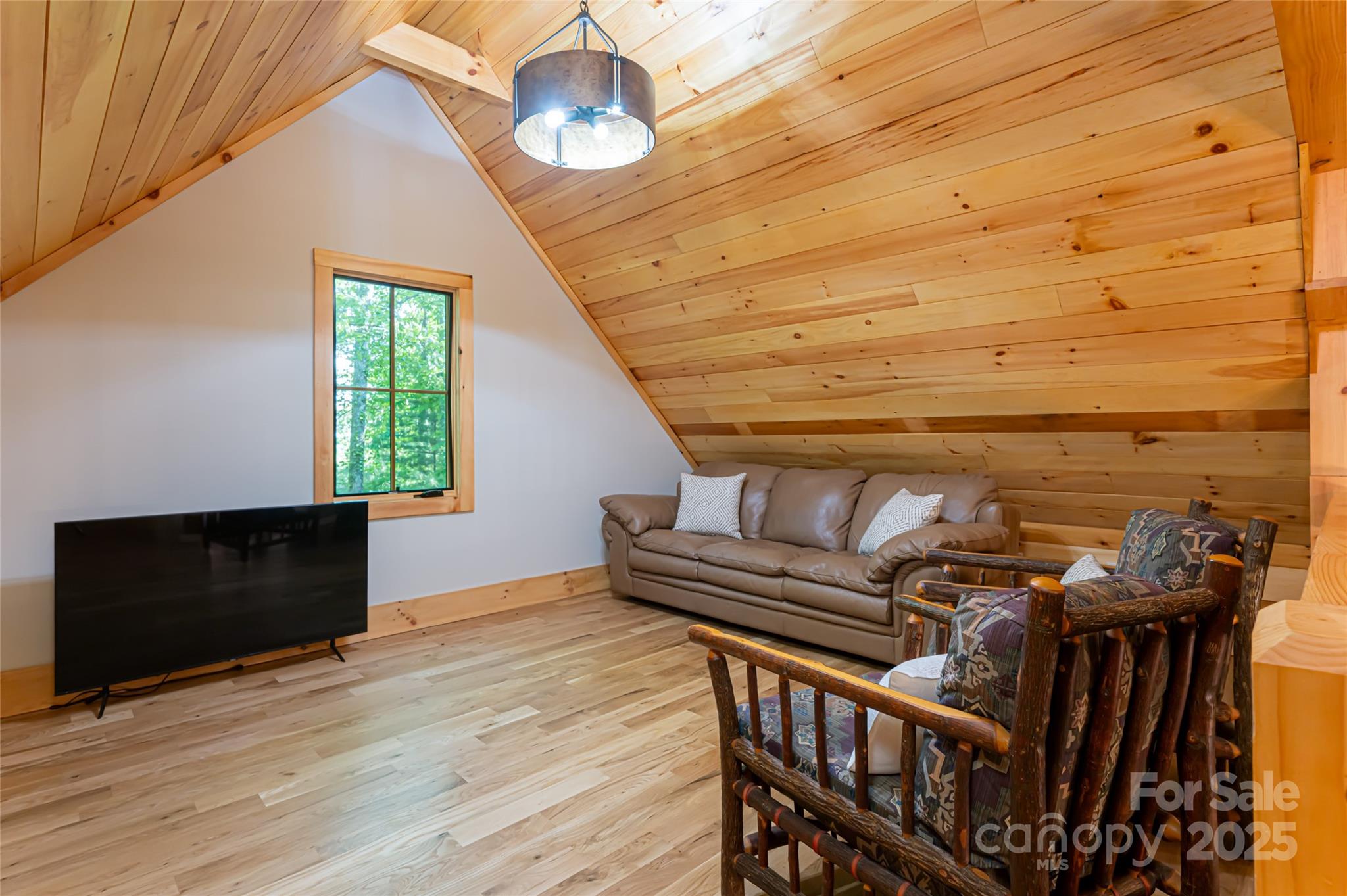103 Blue Sky Lane Hendersonville NC 28792