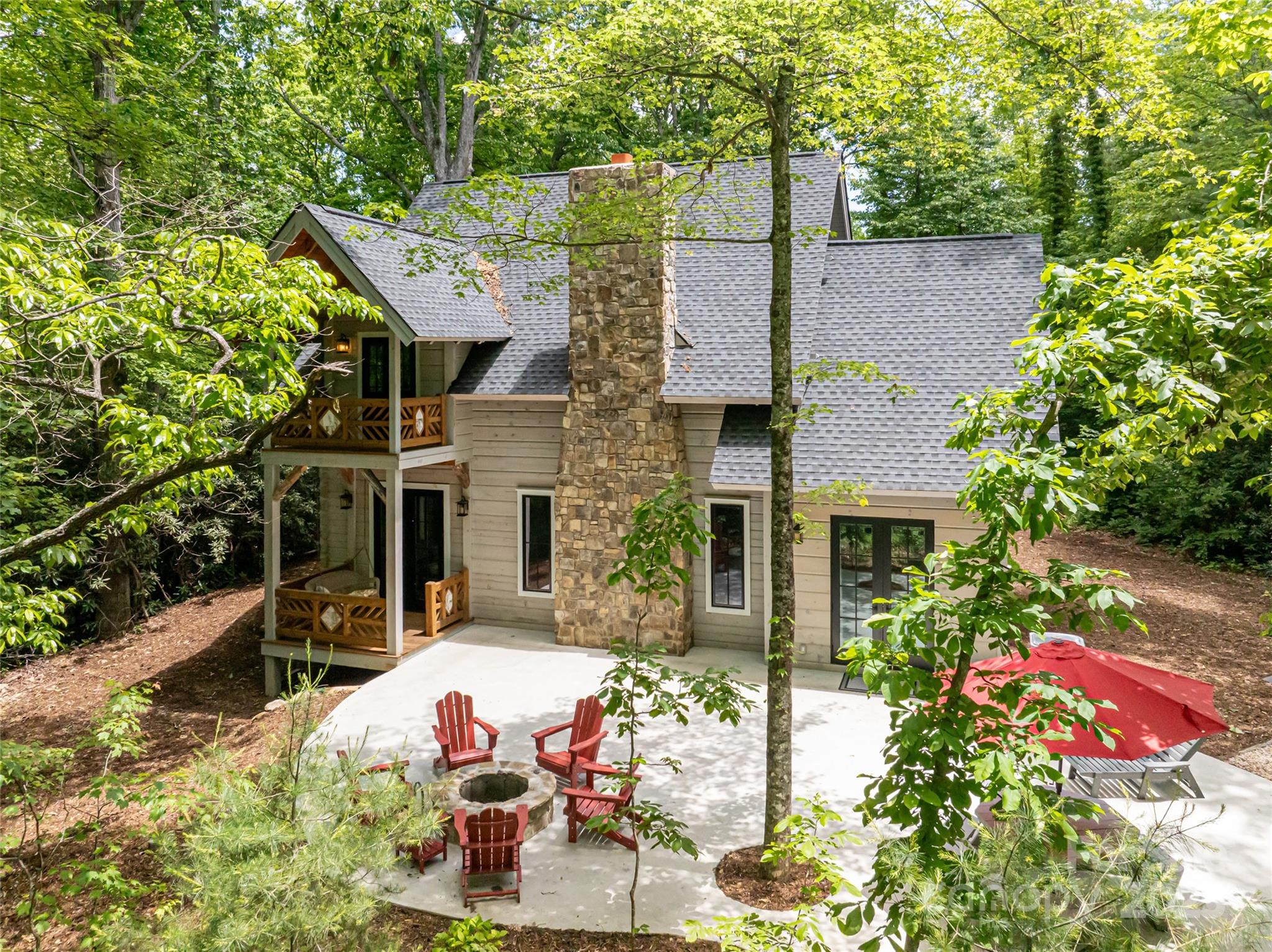 103 Blue Sky Lane Hendersonville NC 28792