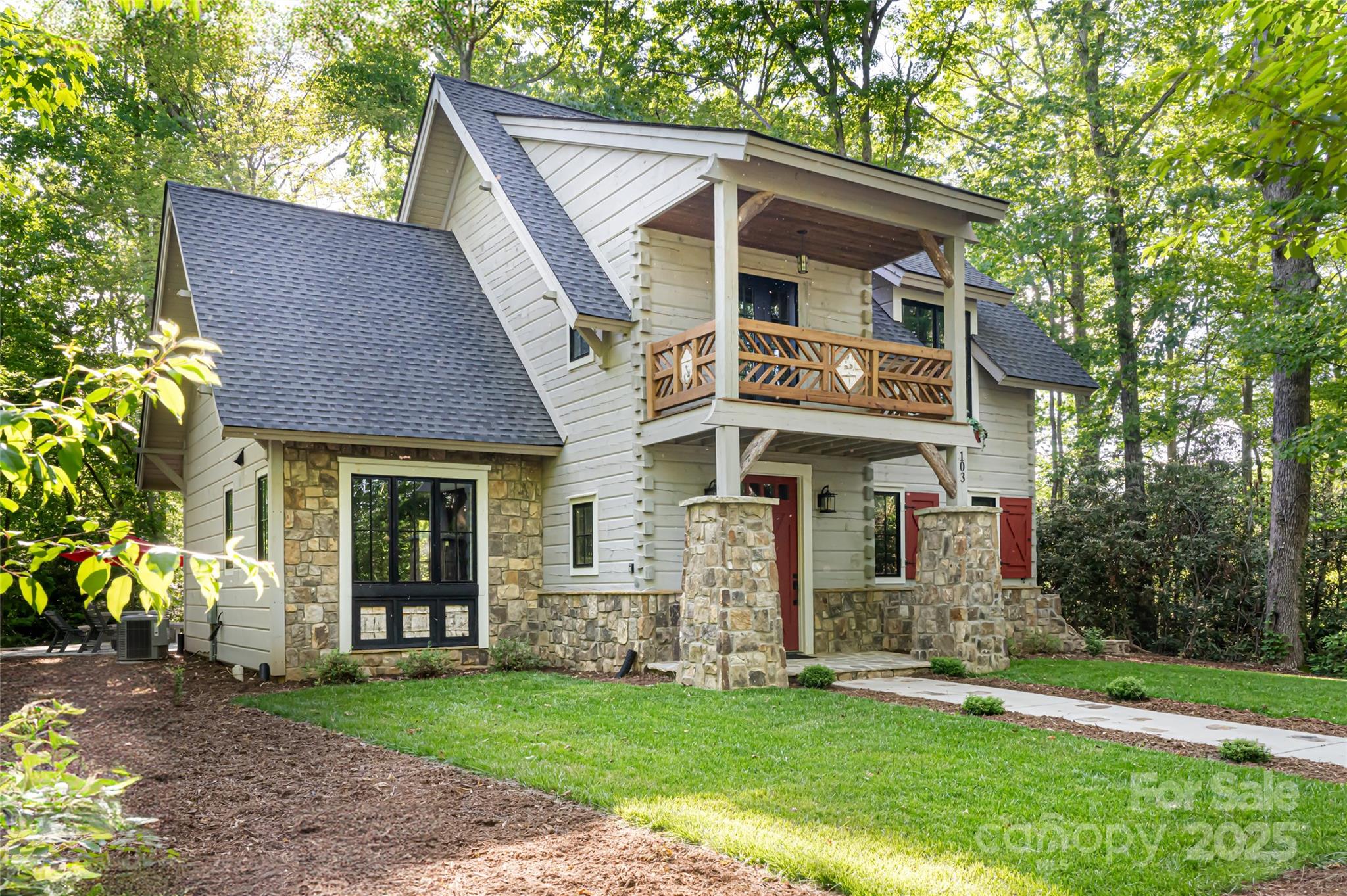 103 Blue Sky Lane Hendersonville NC 28792