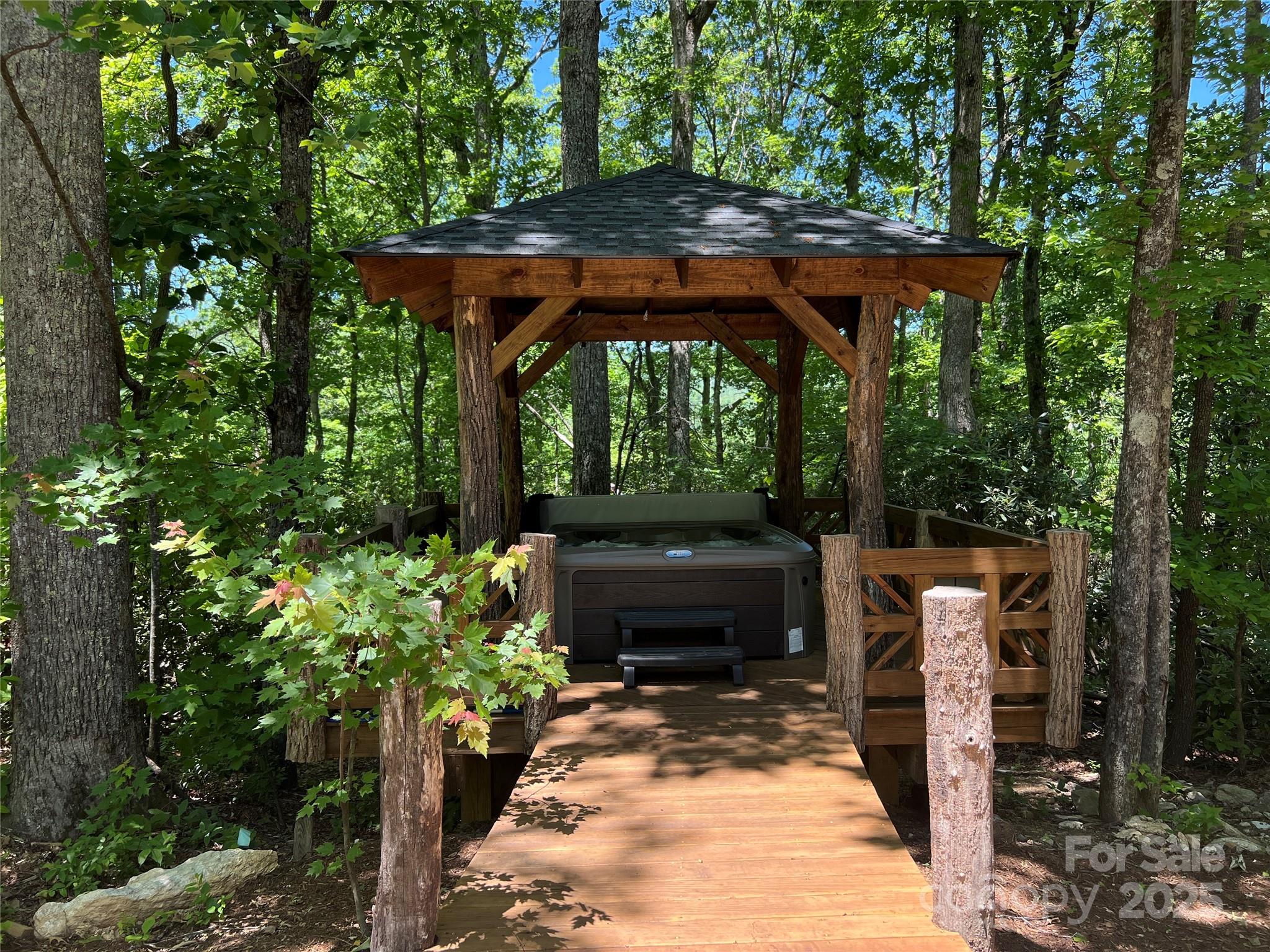 103 Blue Sky Lane Hendersonville NC 28792