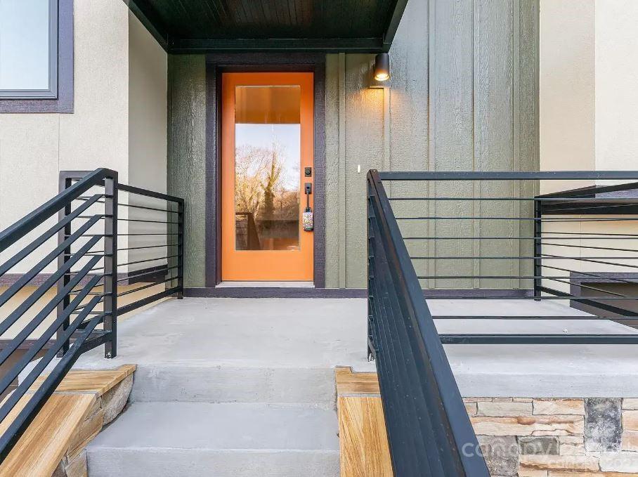 17 Macallan Lane Asheville NC 28805