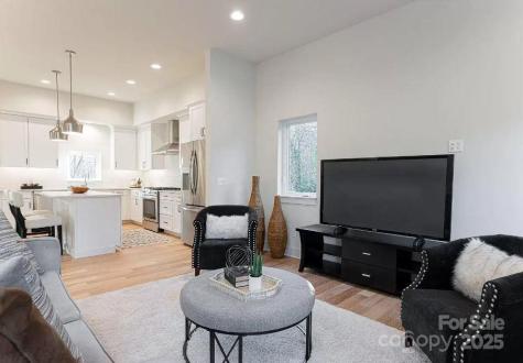 17 Macallan Lane Asheville NC 28805