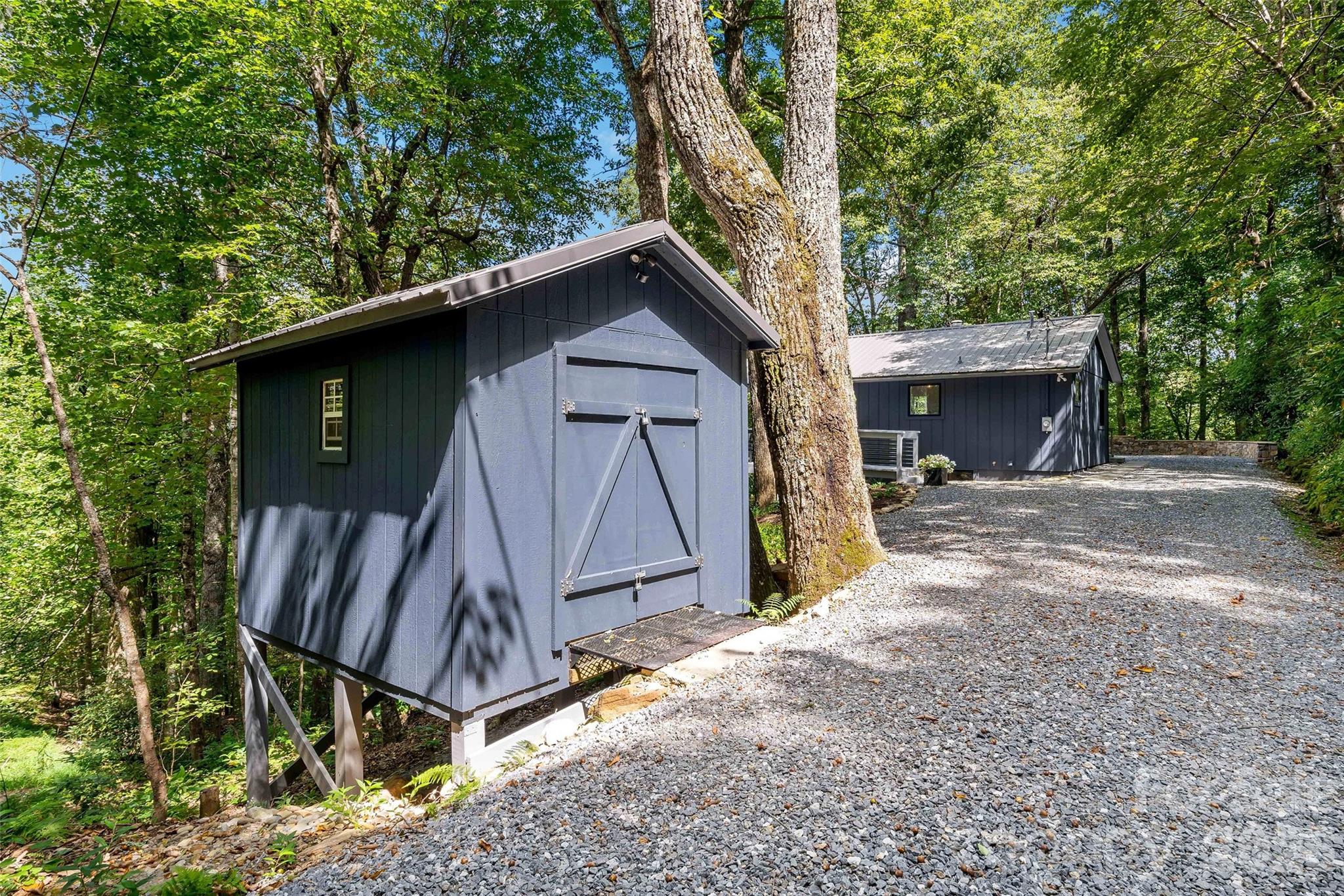 68 Lakey Gap Heights Black Mountain NC 28711