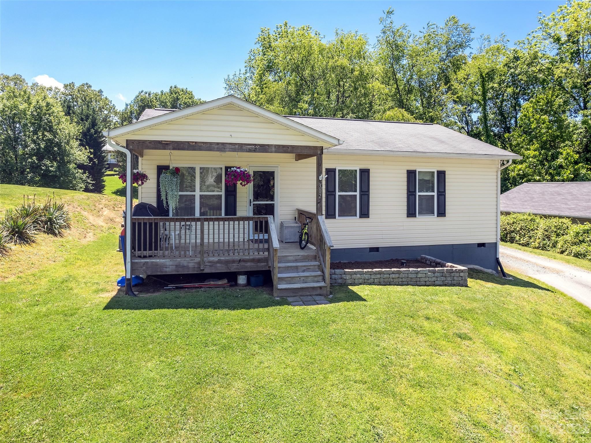 302 Spring Street Canton NC 28716