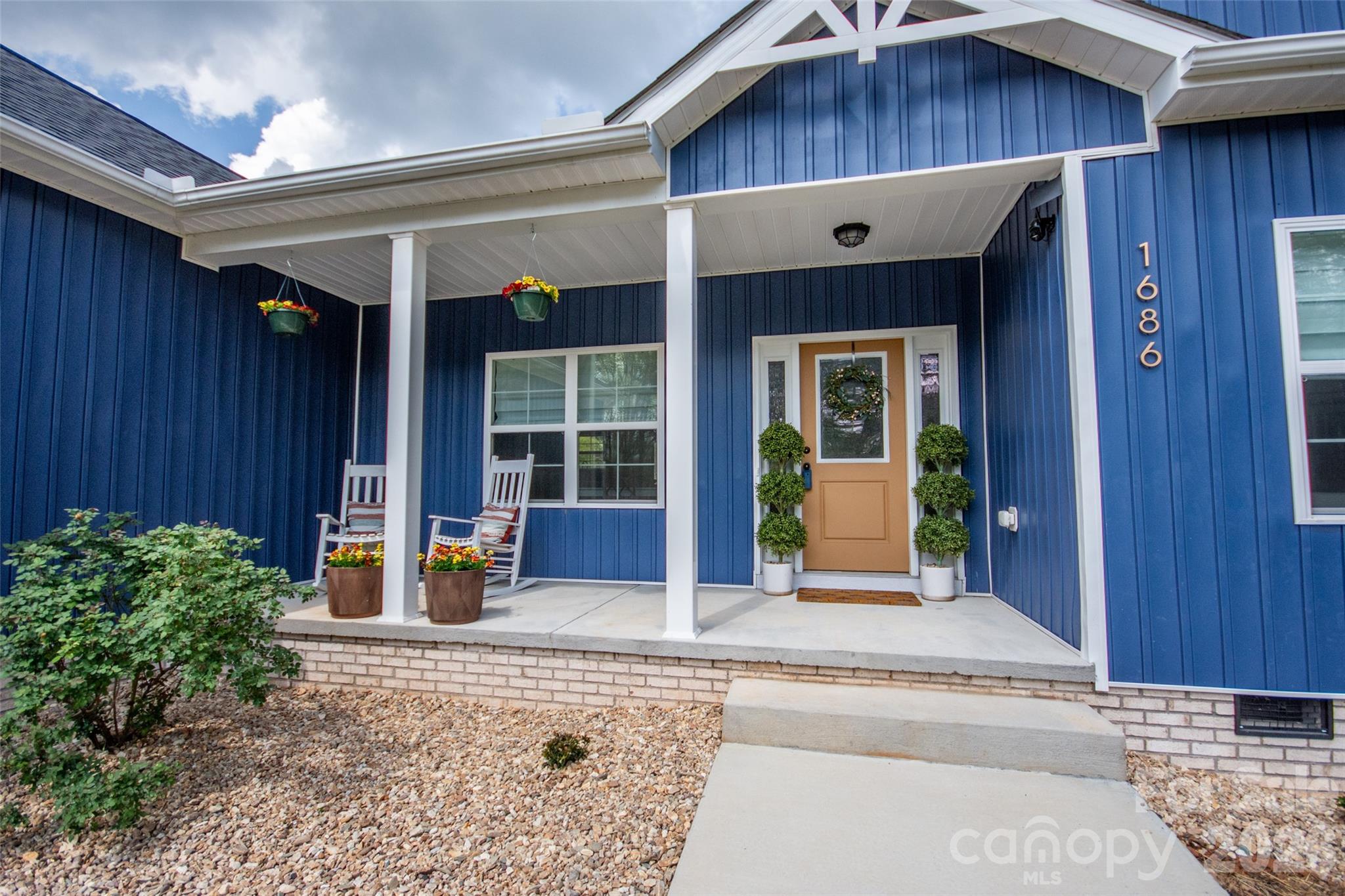 1686 Friendship Road Statesville NC 28625
