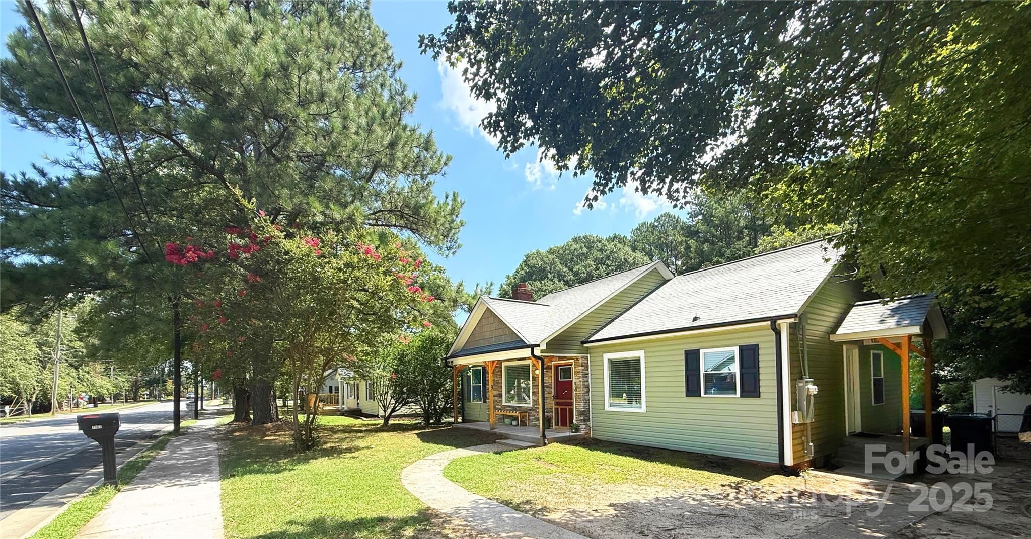1062 5th Street NE Hickory NC 28601