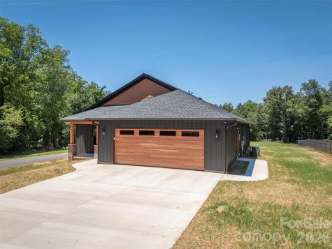 210 Westwood Drive Forest City NC 28043