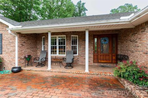45 Presbyterian Church Road Mills River NC 28759