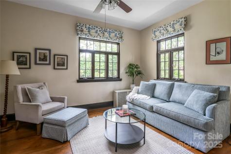 21 Lynwood Road Asheville NC 28804