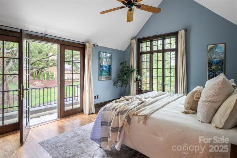 21 Lynwood Road Asheville NC 28804