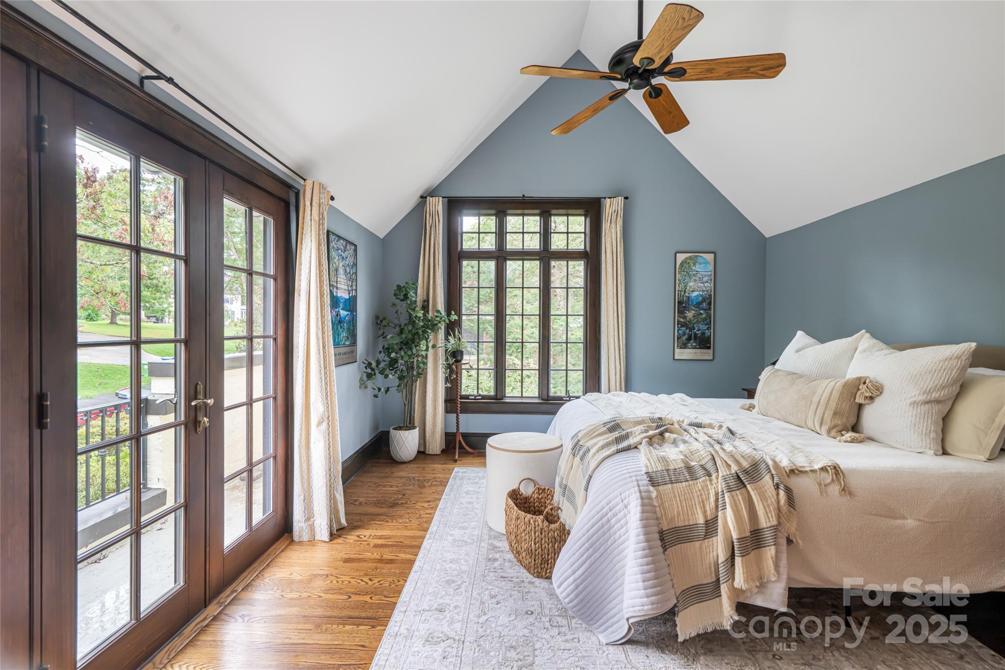 21 Lynwood Road Asheville NC 28804