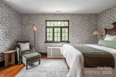 21 Lynwood Road Asheville NC 28804