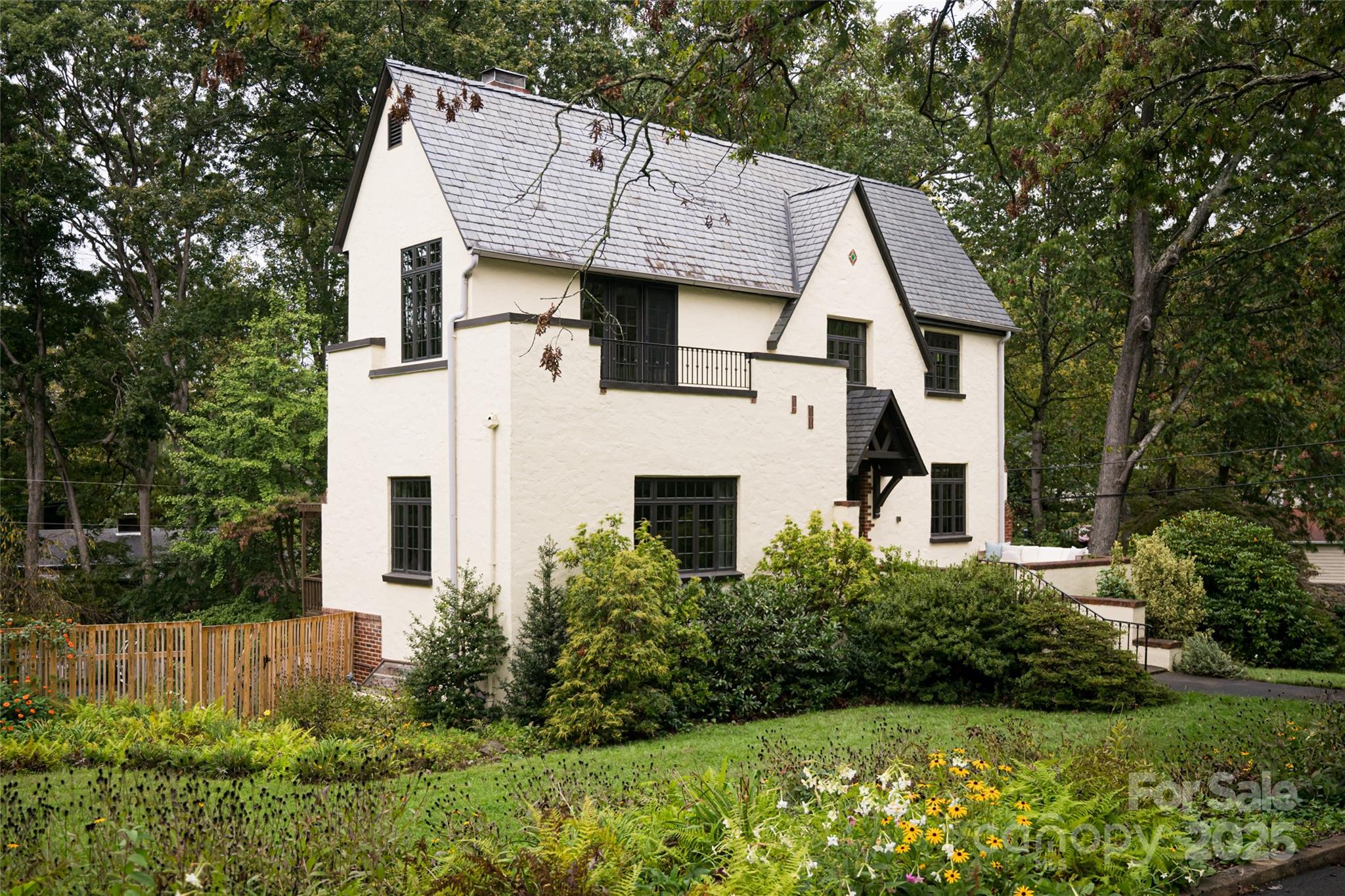 21 Lynwood Road Asheville NC 28804