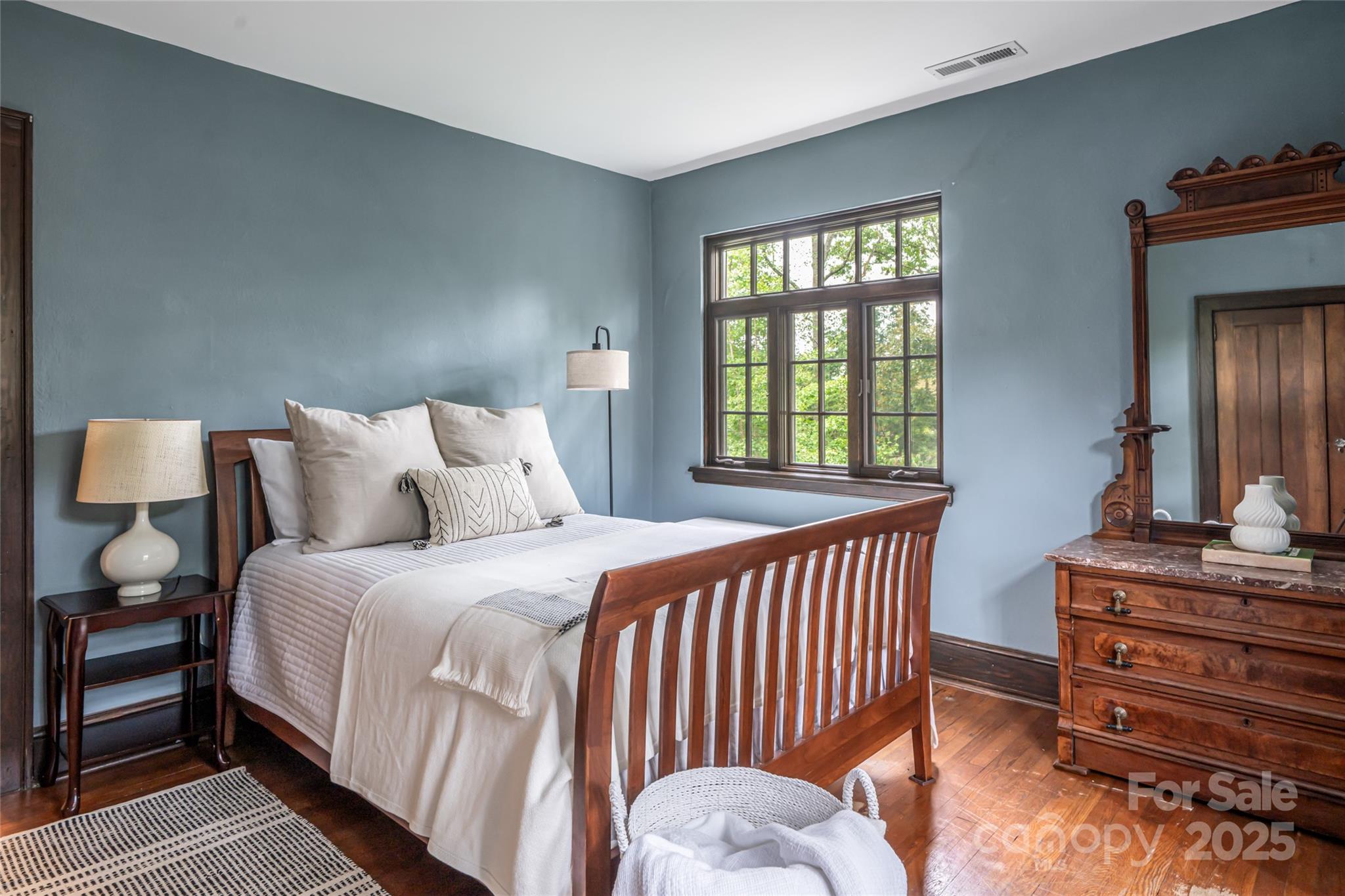 21 Lynwood Road Asheville NC 28804