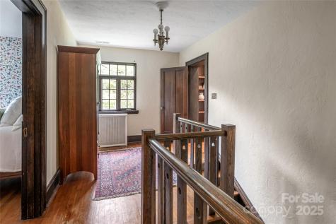 21 Lynwood Road Asheville NC 28804