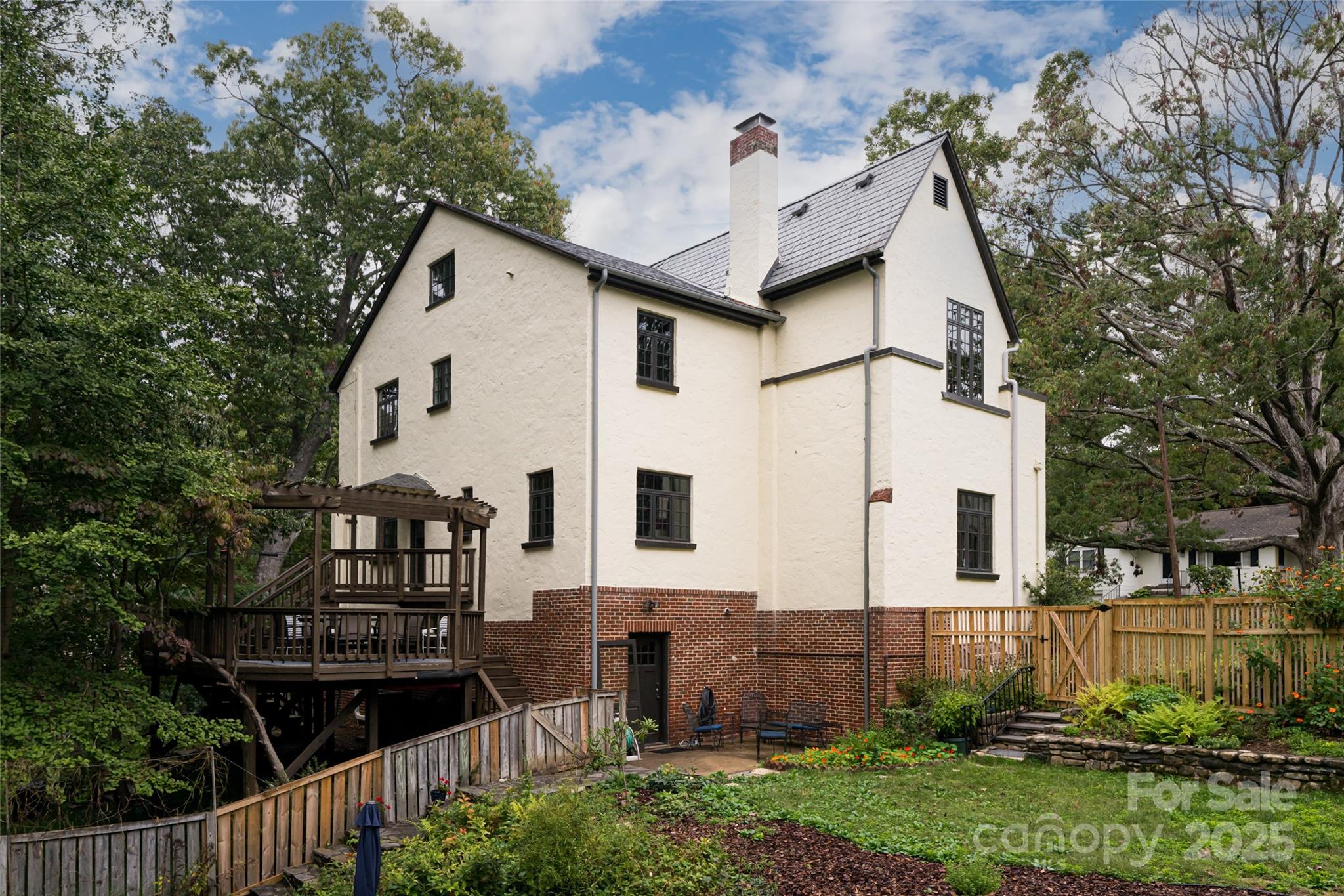 21 Lynwood Road Asheville NC 28804