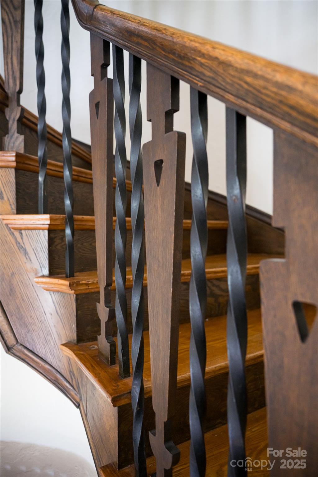 21 Lynwood Road Asheville NC 28804