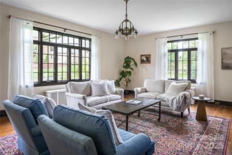 21 Lynwood Road Asheville NC 28804