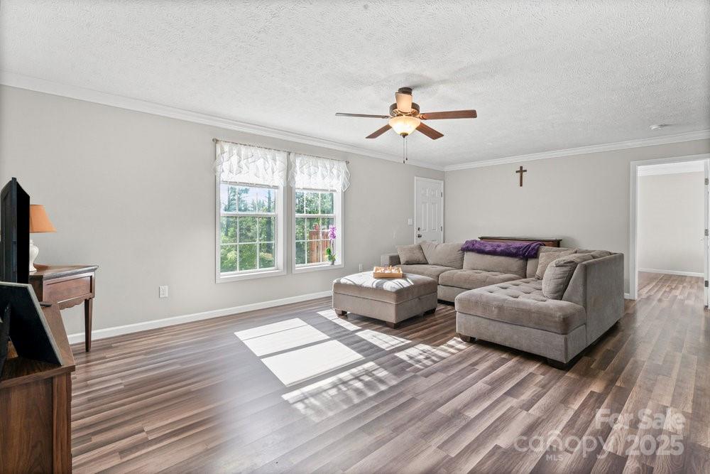 402 Shiloh Road Statesville NC 28677