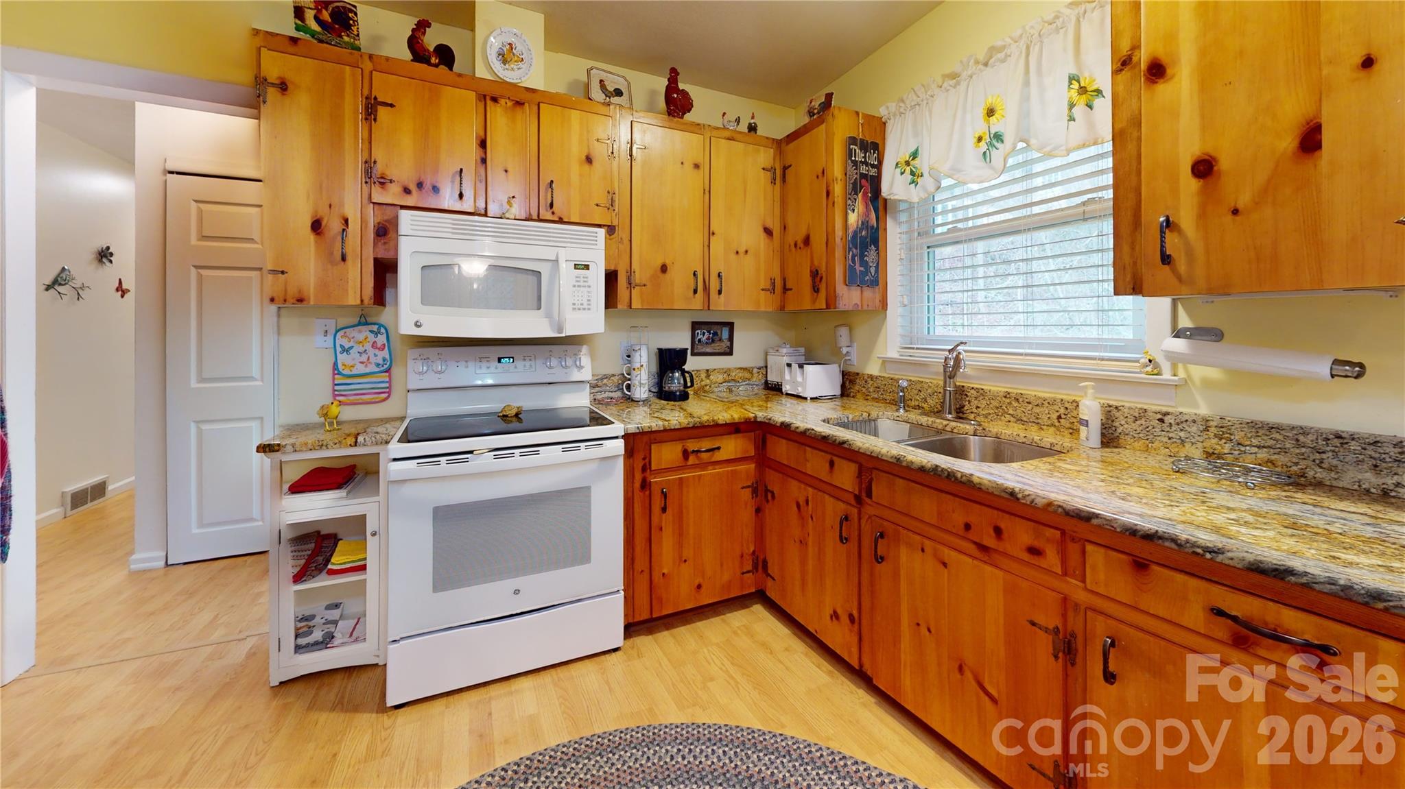 979 Greenville Highway Brevard NC 28712