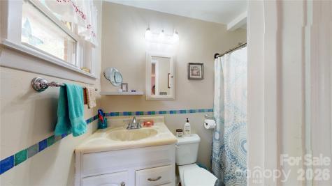 979 Greenville Highway Brevard NC 28712