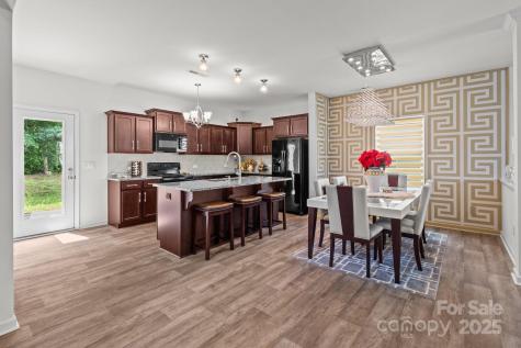 9132 Colwick Hill Lane Charlotte NC 28215