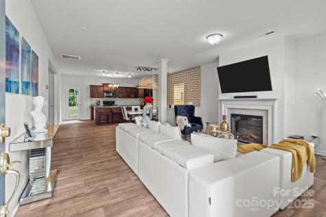 9132 Colwick Hill Lane Charlotte NC 28215