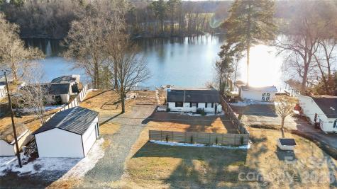 22246 Oakwood Road Albemarle NC 28001