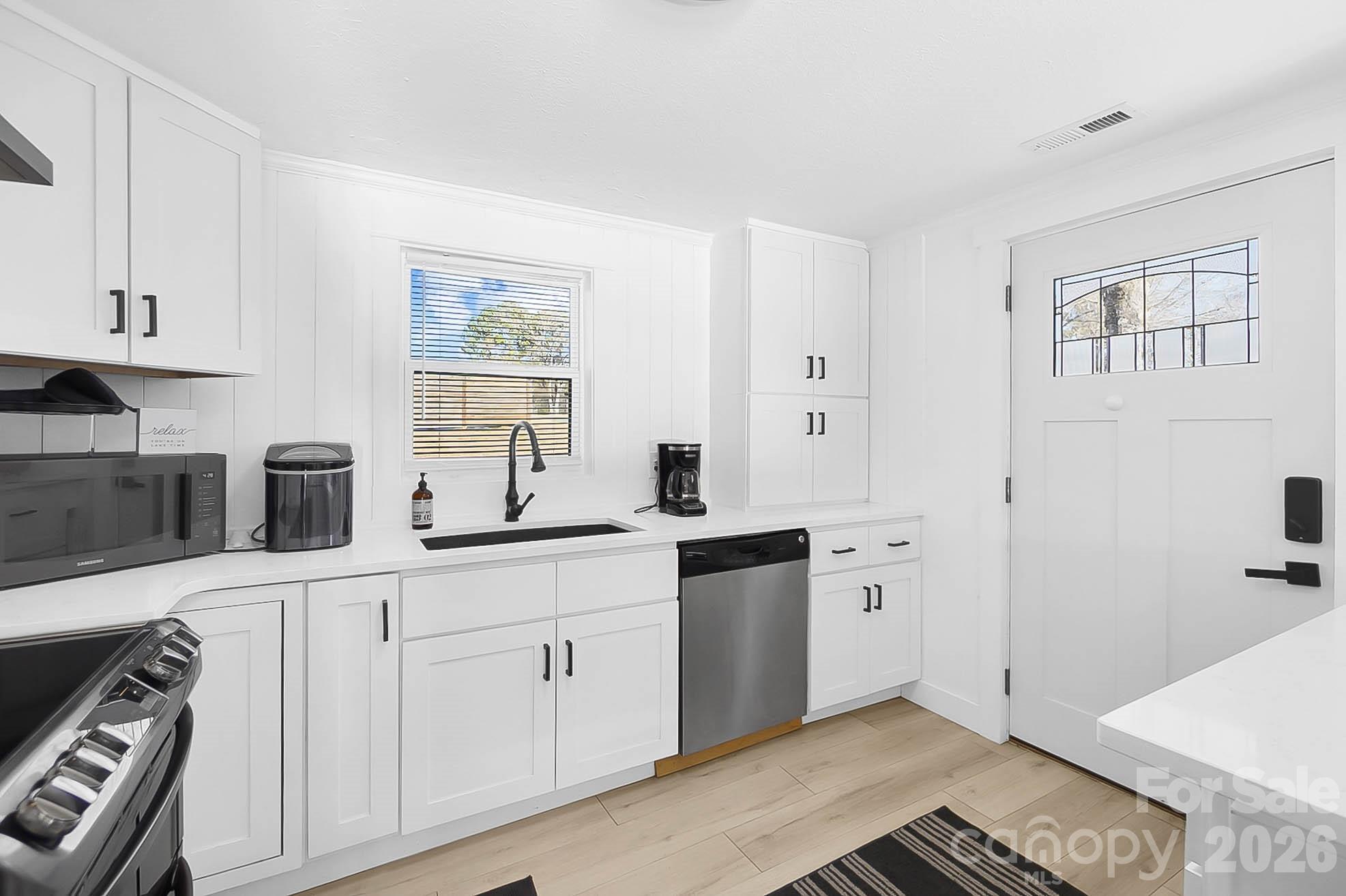 22246 Oakwood Road Albemarle NC 28001