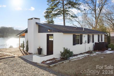 22246 Oakwood Road Albemarle NC 28001