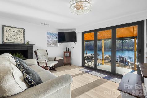 22246 Oakwood Road Albemarle NC 28001