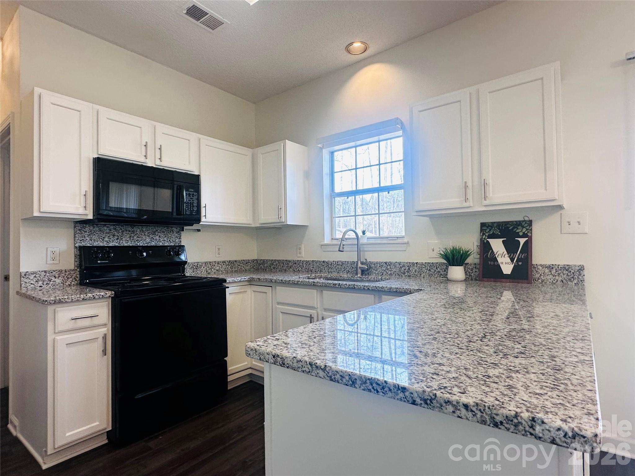 9201 Rotherham Lane Charlotte NC 28216