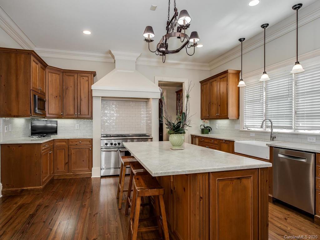 1932 Craigmore Drive Charlotte NC 28226