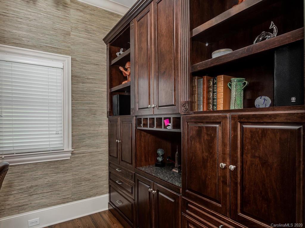 1932 Craigmore Drive Charlotte NC 28226