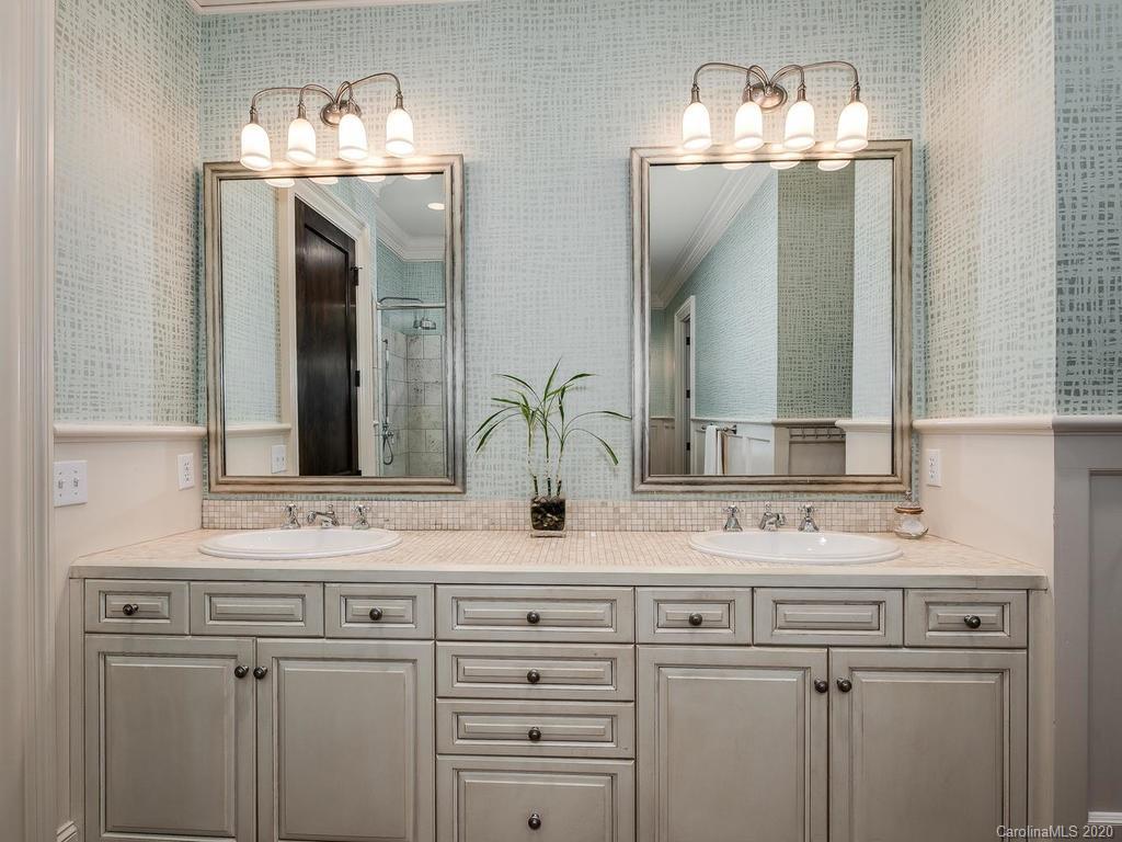 1932 Craigmore Drive Charlotte NC 28226