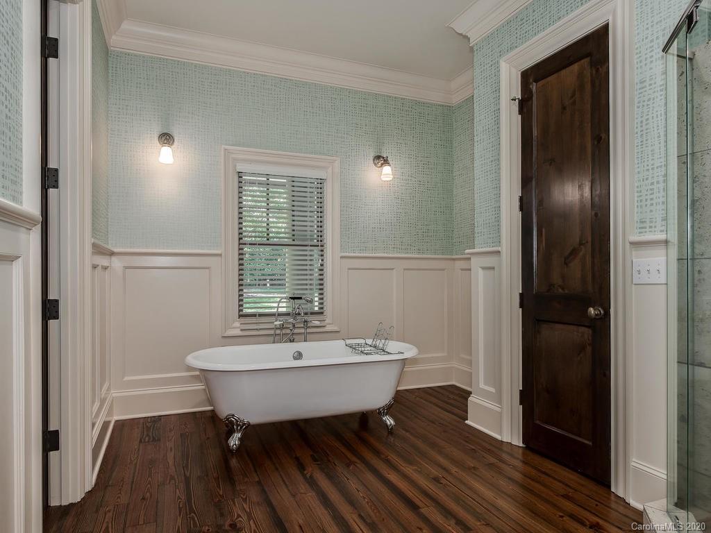 1932 Craigmore Drive Charlotte NC 28226