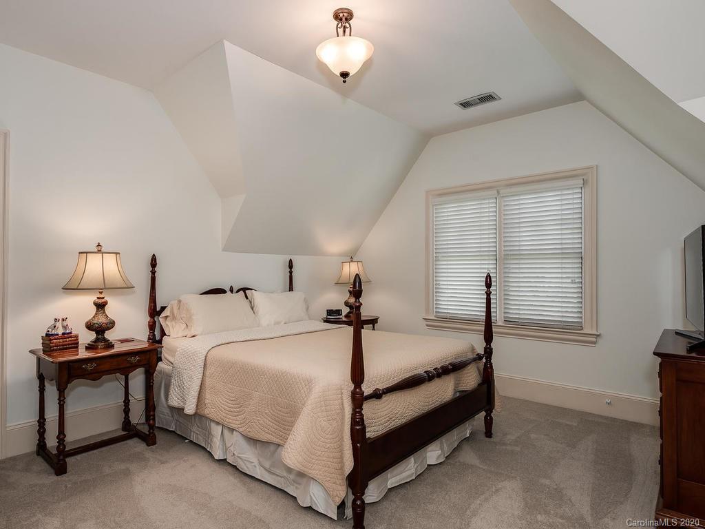 1932 Craigmore Drive Charlotte NC 28226