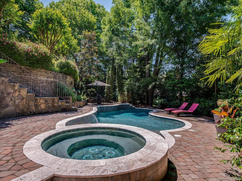 1932 Craigmore Drive Charlotte NC 28226