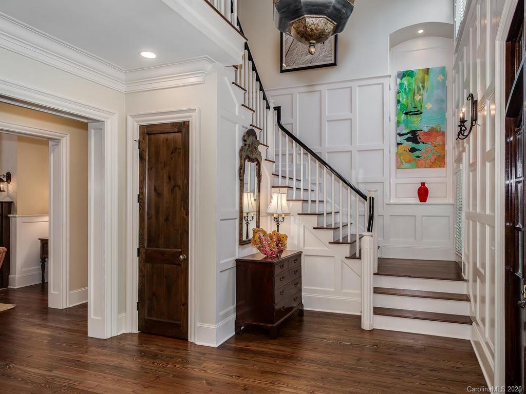 1932 Craigmore Drive Charlotte NC 28226