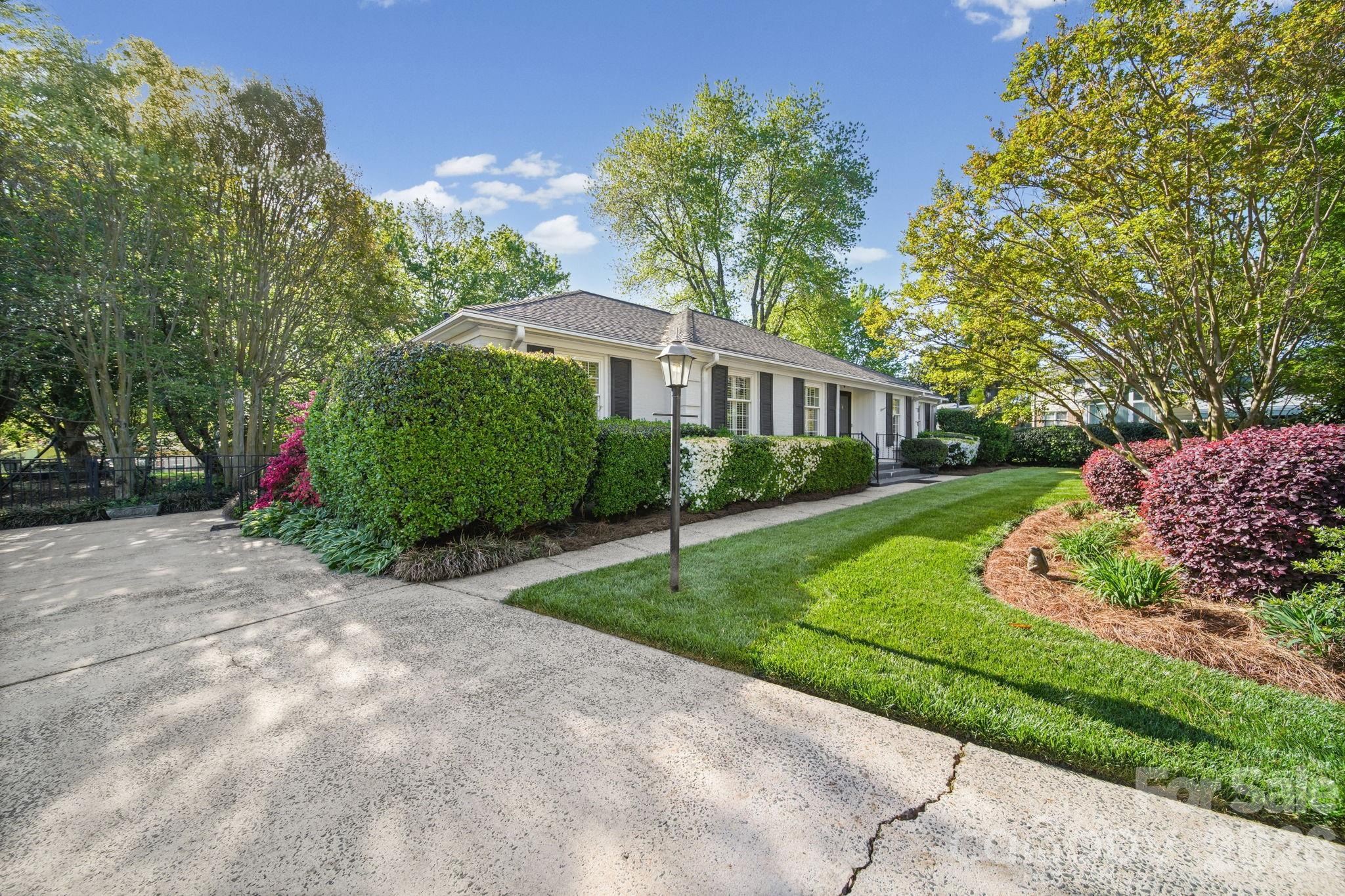 13539 Four Oaks Lane Matthews NC 28105