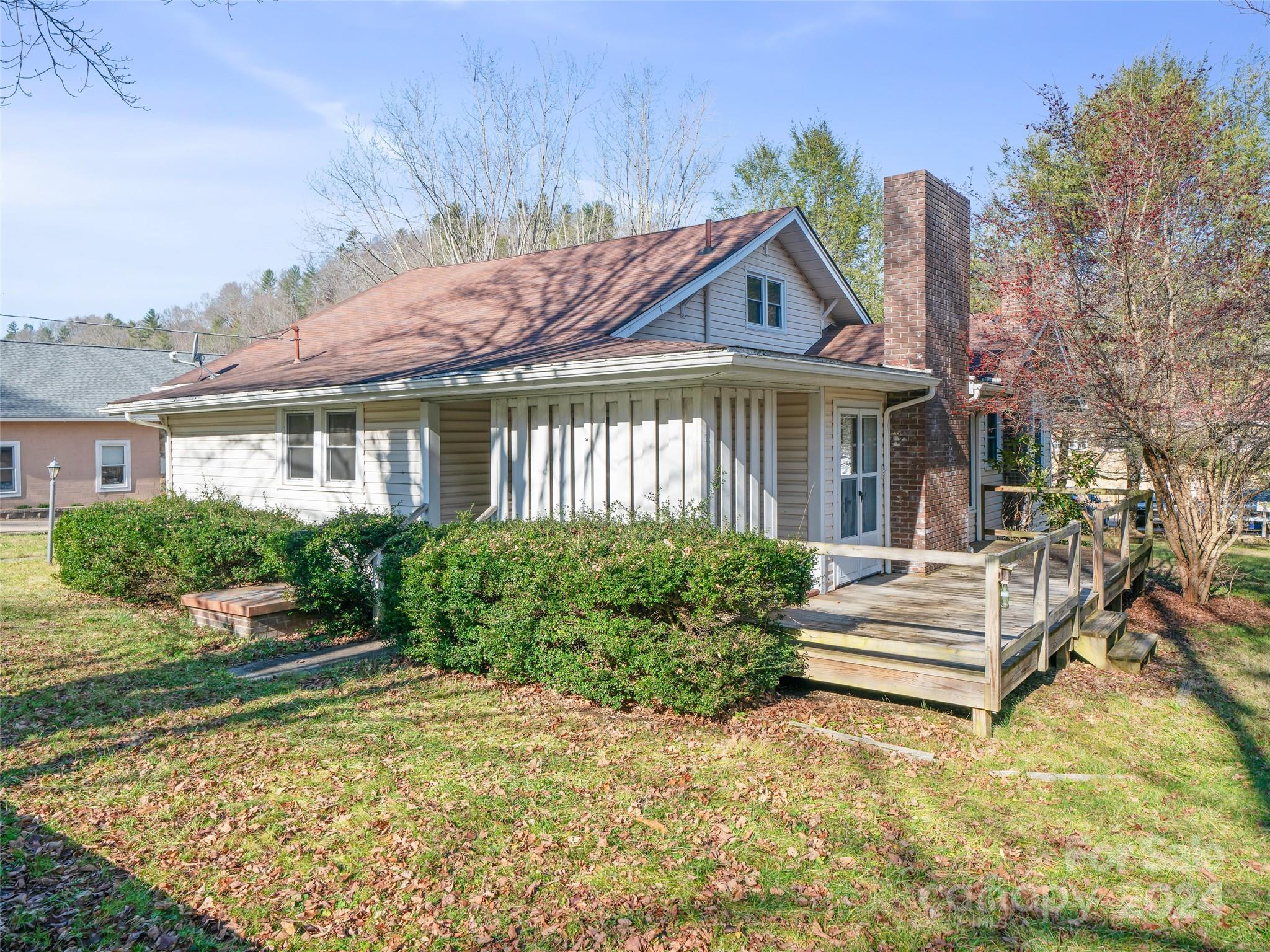 125 Bald Creek School Road Burnsville NC 28714