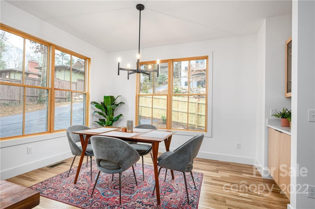 32 Hibriten Drive Asheville NC 28801