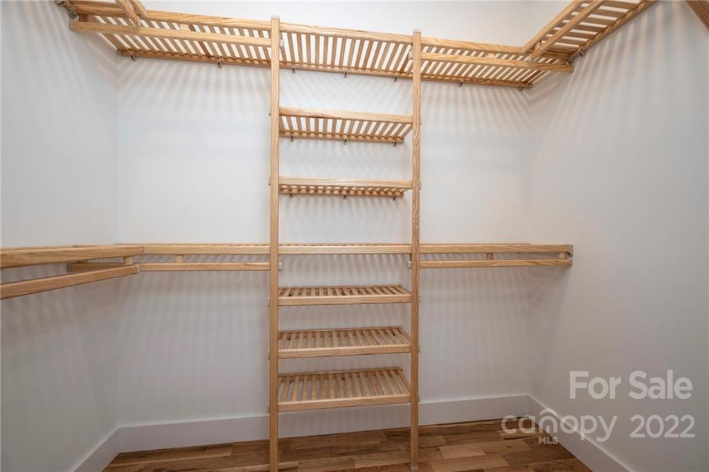 32 Hibriten Drive Asheville NC 28801