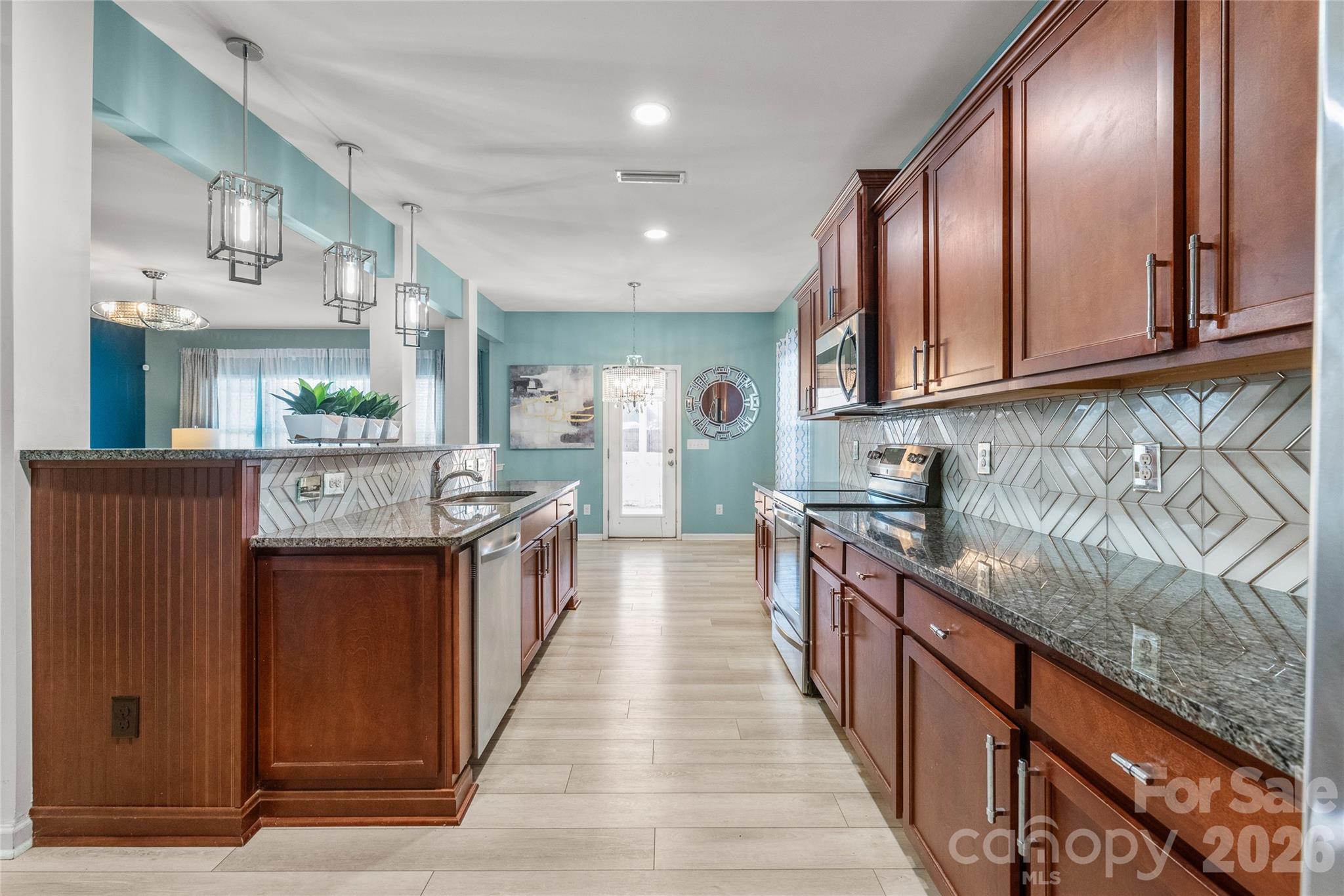 10229 Snowbell Court Charlotte NC 28215
