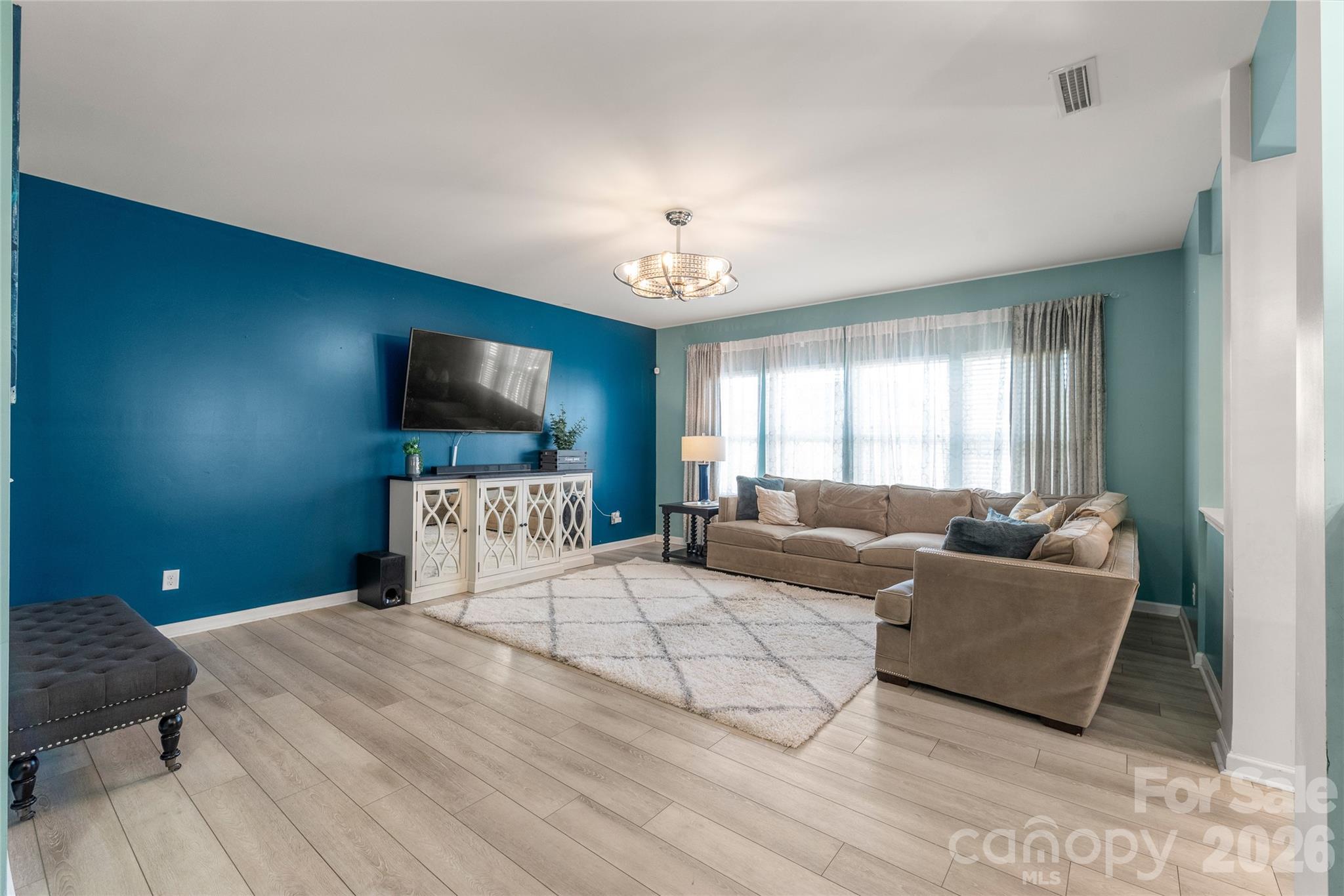10229 Snowbell Court Charlotte NC 28215