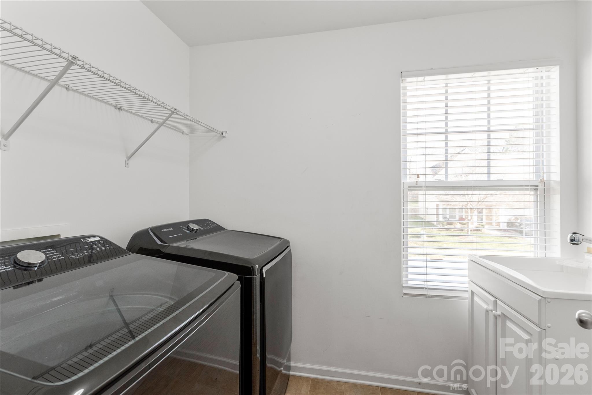 10229 Snowbell Court Charlotte NC 28215