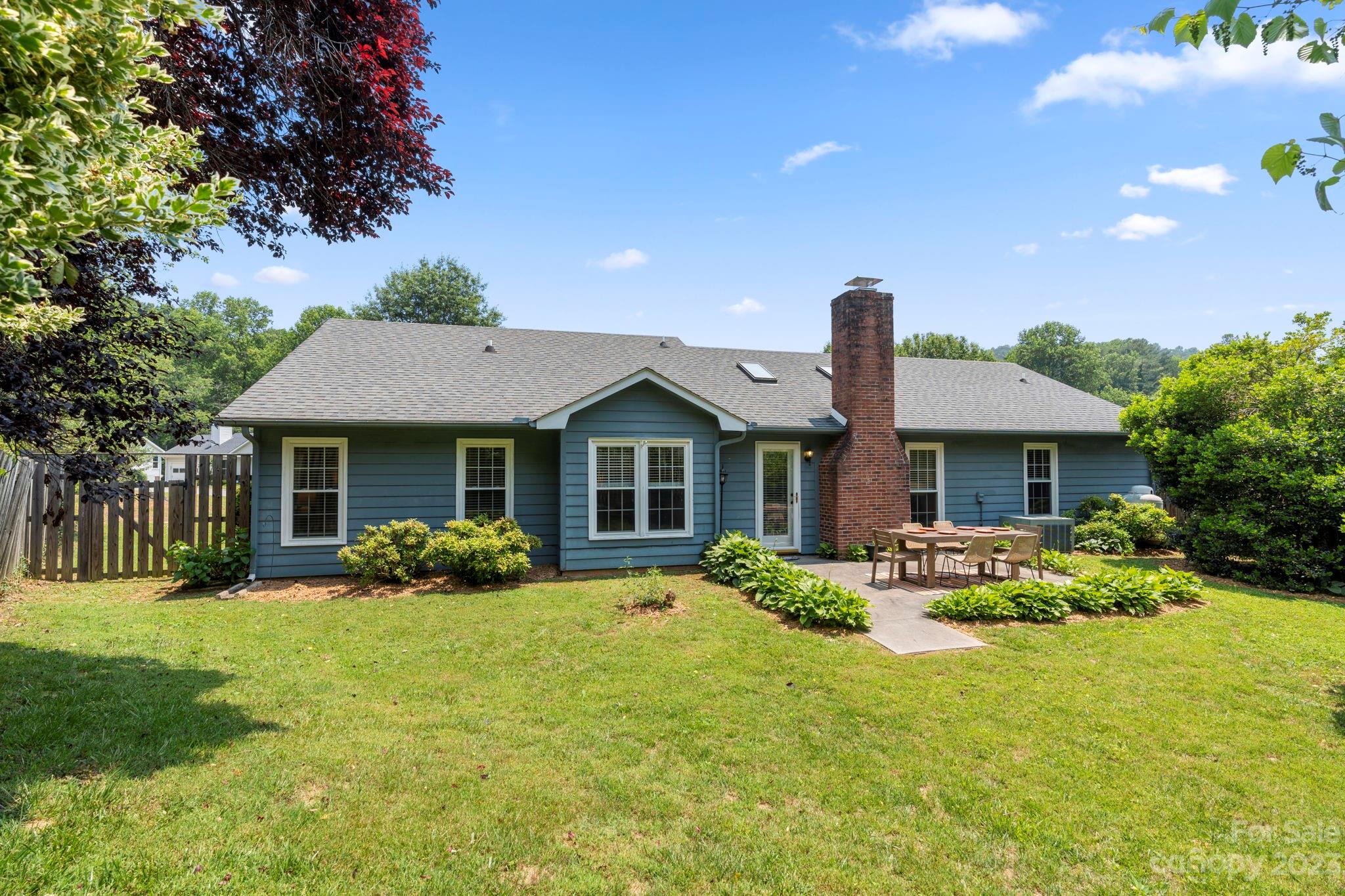 7 Primrose Lane Asheville NC 28805