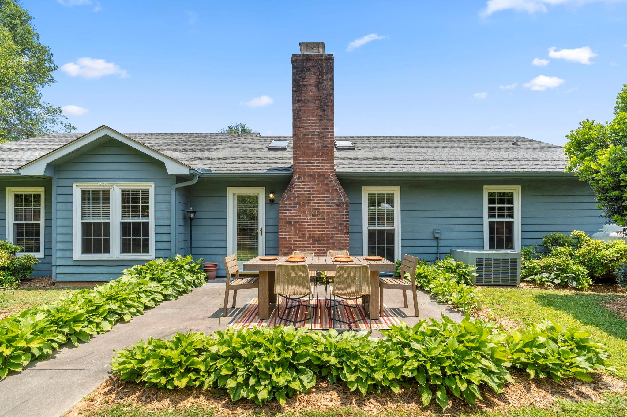 7 Primrose Lane Asheville NC 28805