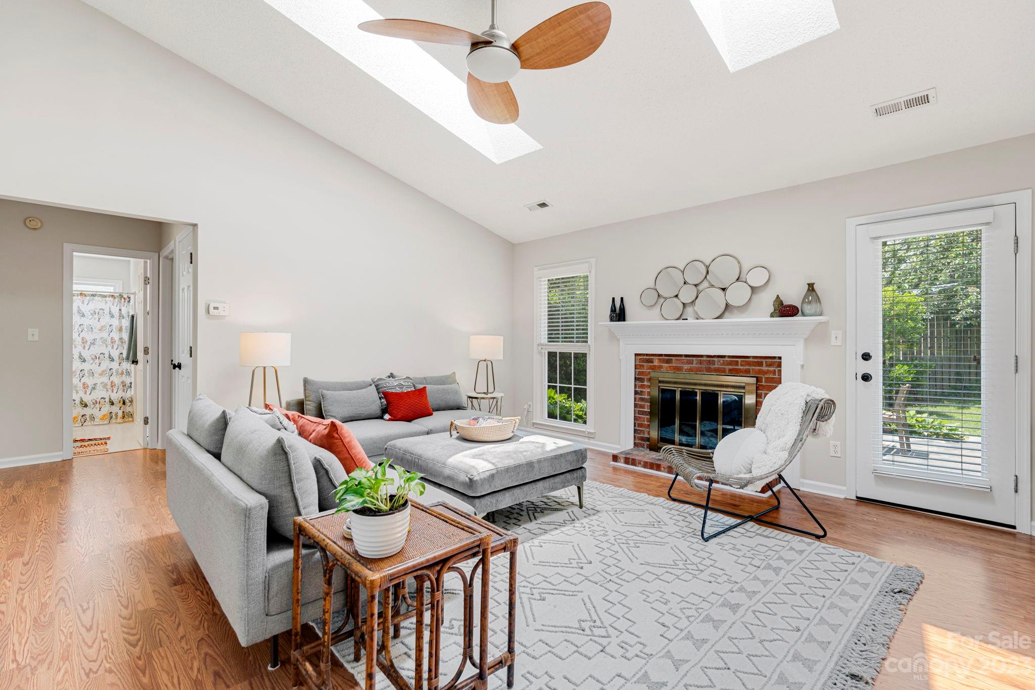 7 Primrose Lane Asheville NC 28805