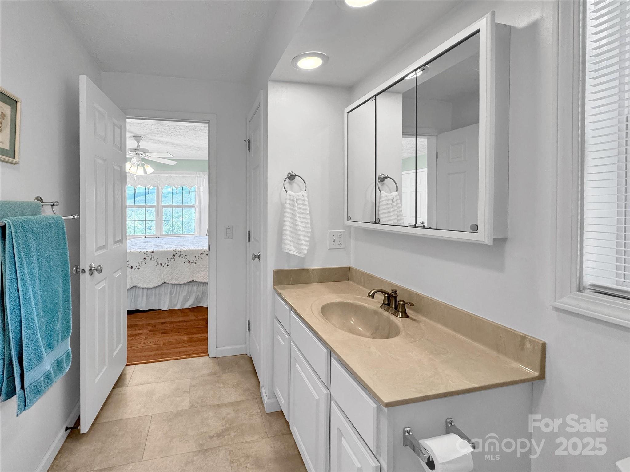 562 Beechwood Drive Sylva NC 28779